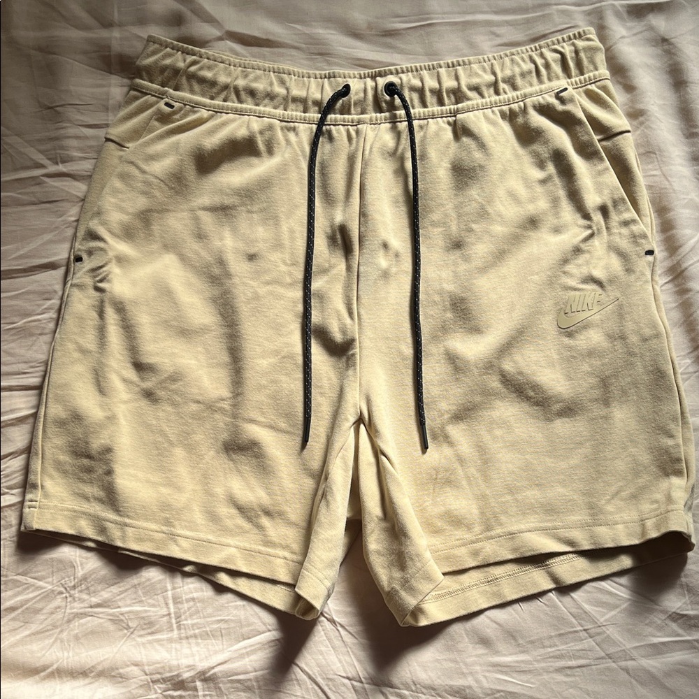 Nike Men's Athletic Shorts | Nike Sportswear Tech Fleece Shorts Men’s Medium